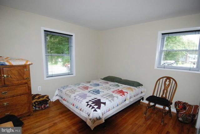 8706 Lagrange St, Lorton, VA 22079 - photo 1