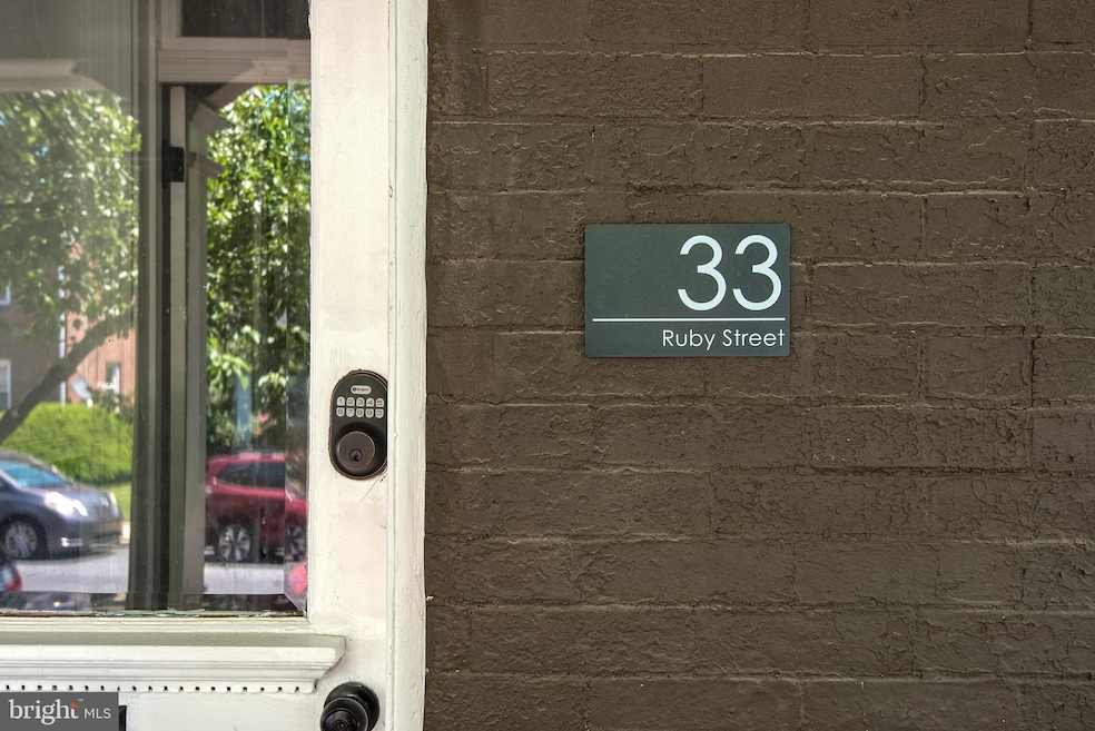 33 Ruby St, Lancaster, PA 17603 - photo 1