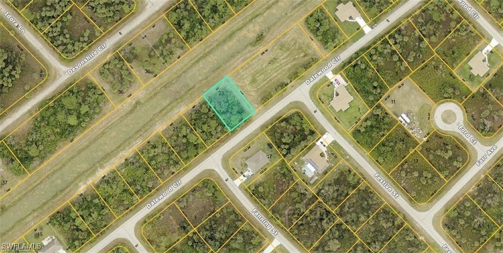 Map / location featuring property parcel outlined