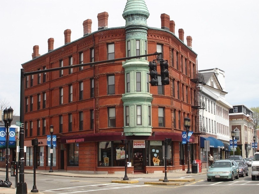 For Rent $2,050/month