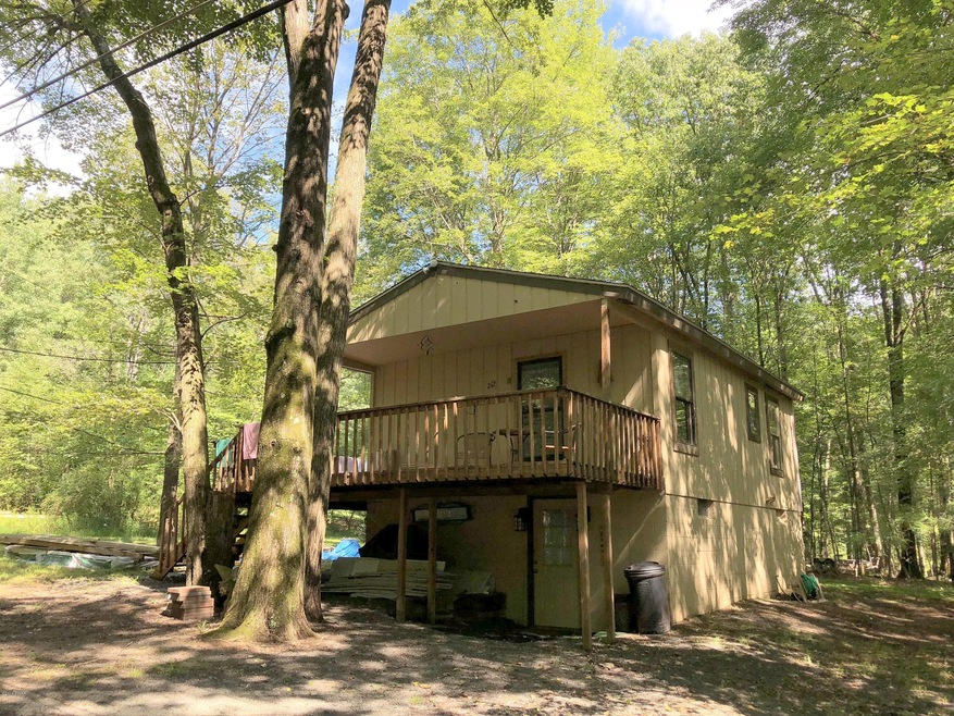 212 Birch Ln, Hawley, PA 18428 - photo 1