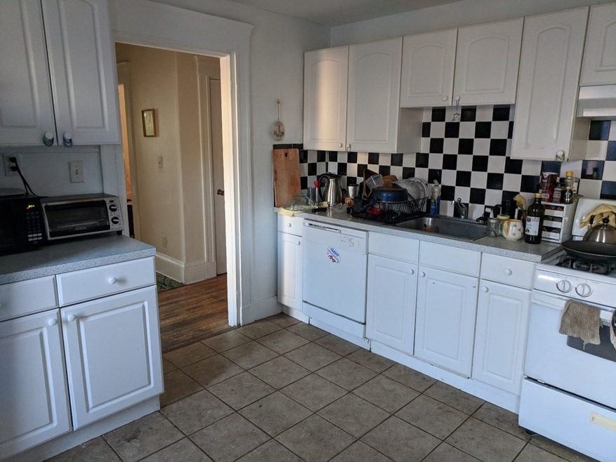 309 Summit Ave unit 3, Brighton, MA 02135 - photo 1