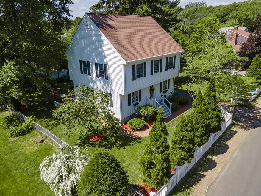 72 Sterling St, Braintree, MA 02184 - photo 1