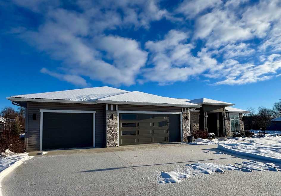 11819 Distant Hills, Spencerville, IN 46788 - photo 1