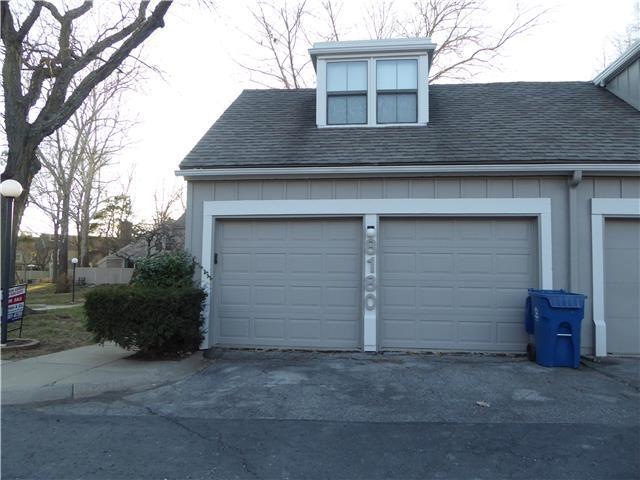 8180 Halsey St, Lenexa, KS 66215 - photo 1