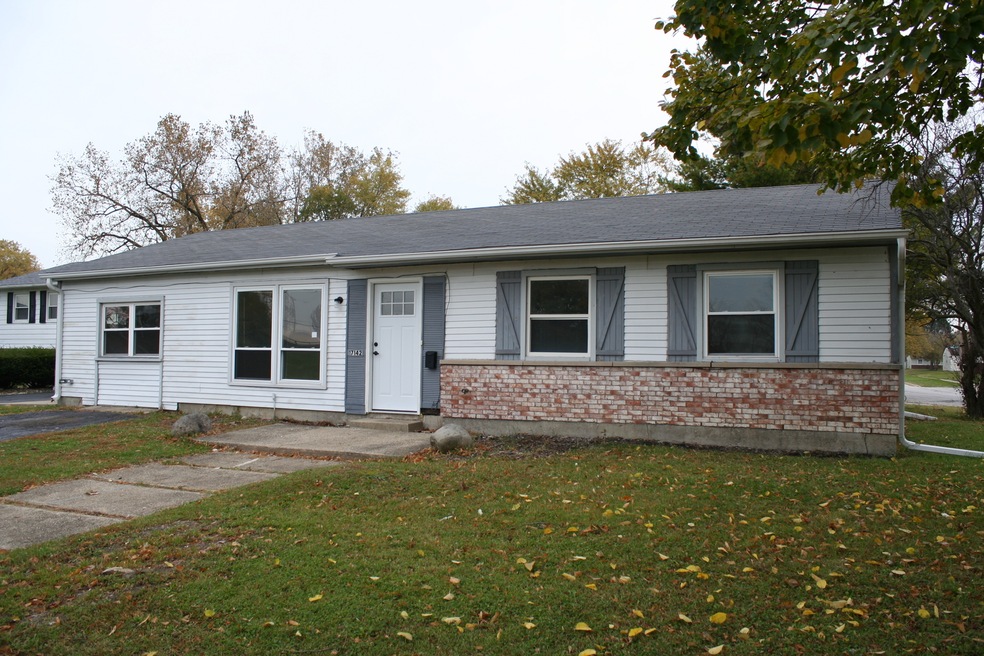 17142 Orchard Ln, Country Club Hills, IL 60478 - photo 1