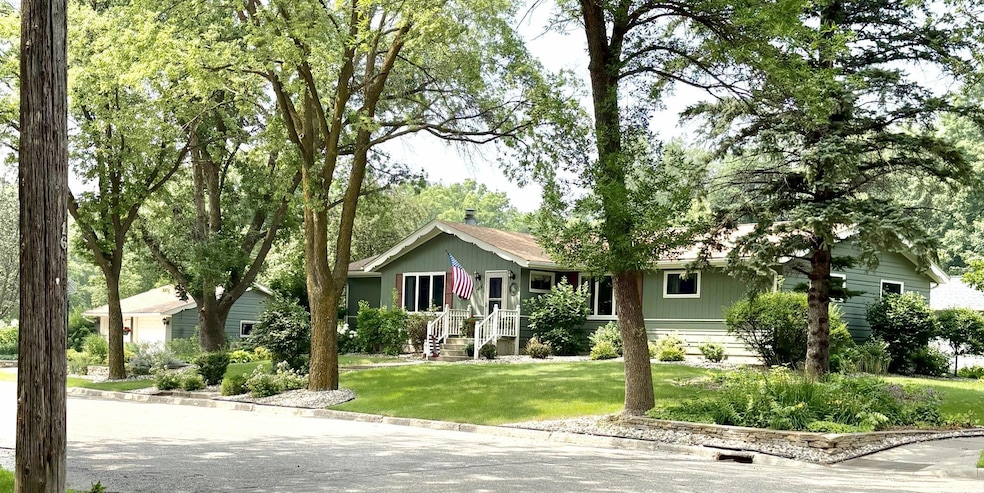 1 Front of Home.jpeg