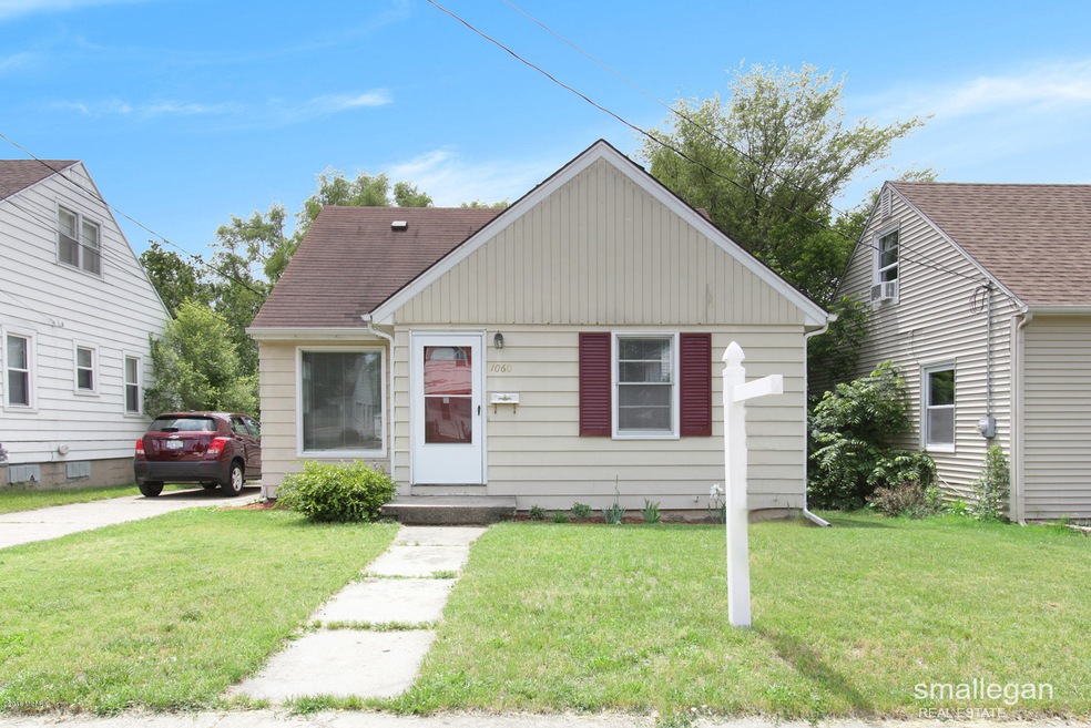 1060 Dorroll St NE, Grand Rapids, MI 49505 - photo 1