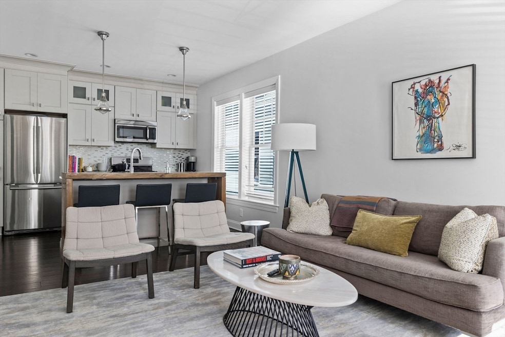 21 Hudson St, Somerville, MA 02143 - photo 1