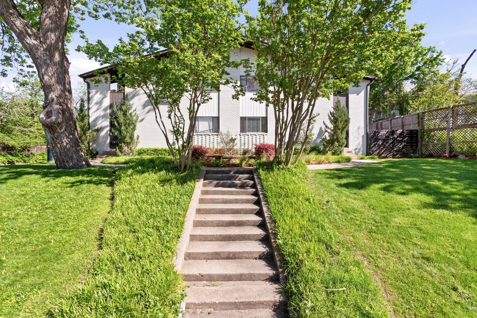 5722 Gaston Ave unit A, Dallas, TX 75214 - photo 1