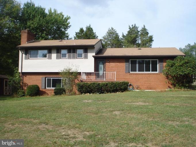 4569 Broken Hills Rd, Warrenton, VA 20187 - photo 1