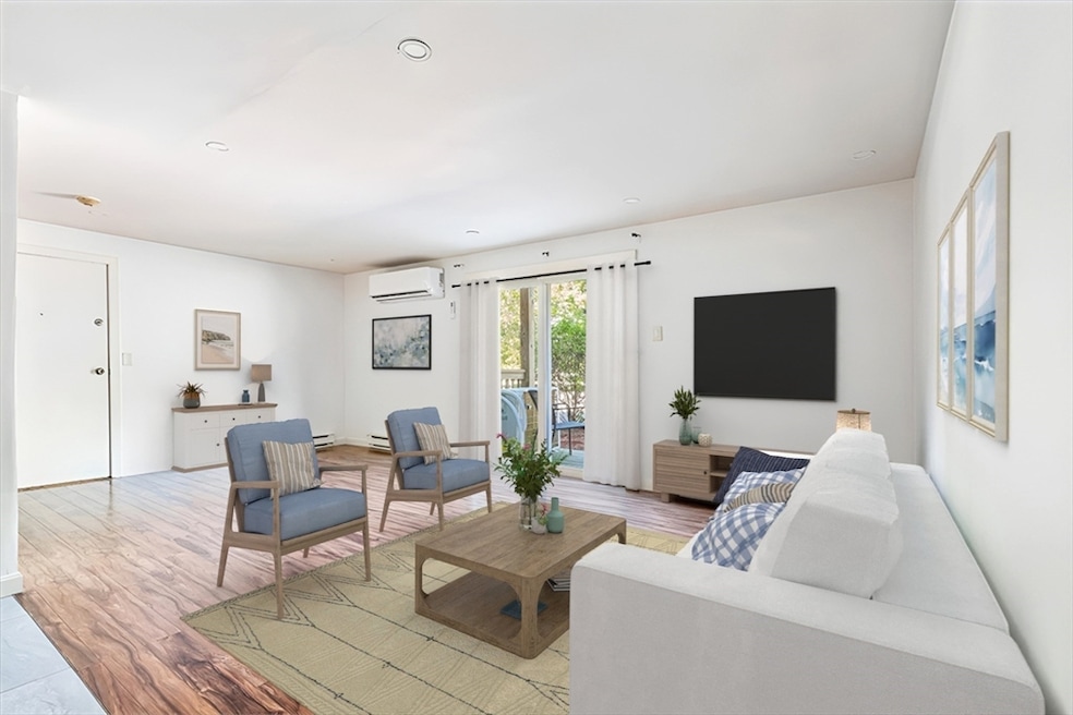 90-92 Sandwich Rd unit 2, Bourne, MA 2532 - photo 1