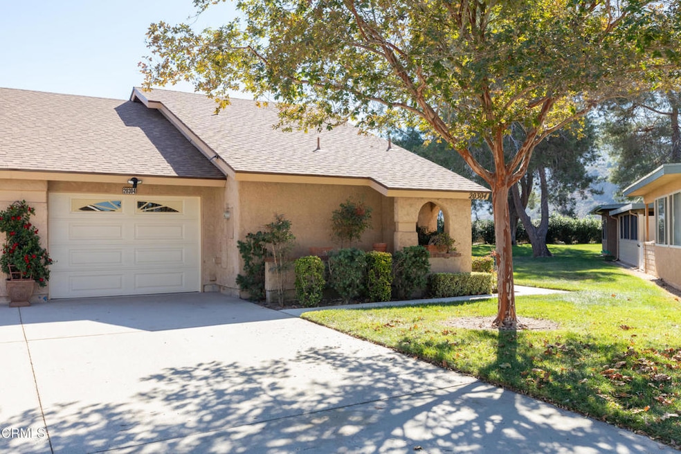 For Sale $699,900 • Co-Listing Agent