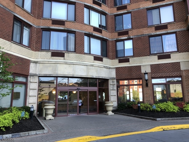 100 Old Palisade Rd 2209, Fort Lee Boro, NJ 07024 - photo 1