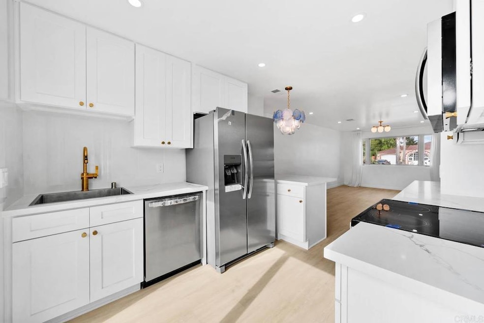 For Sale $799,999 • Co-Listing Agent