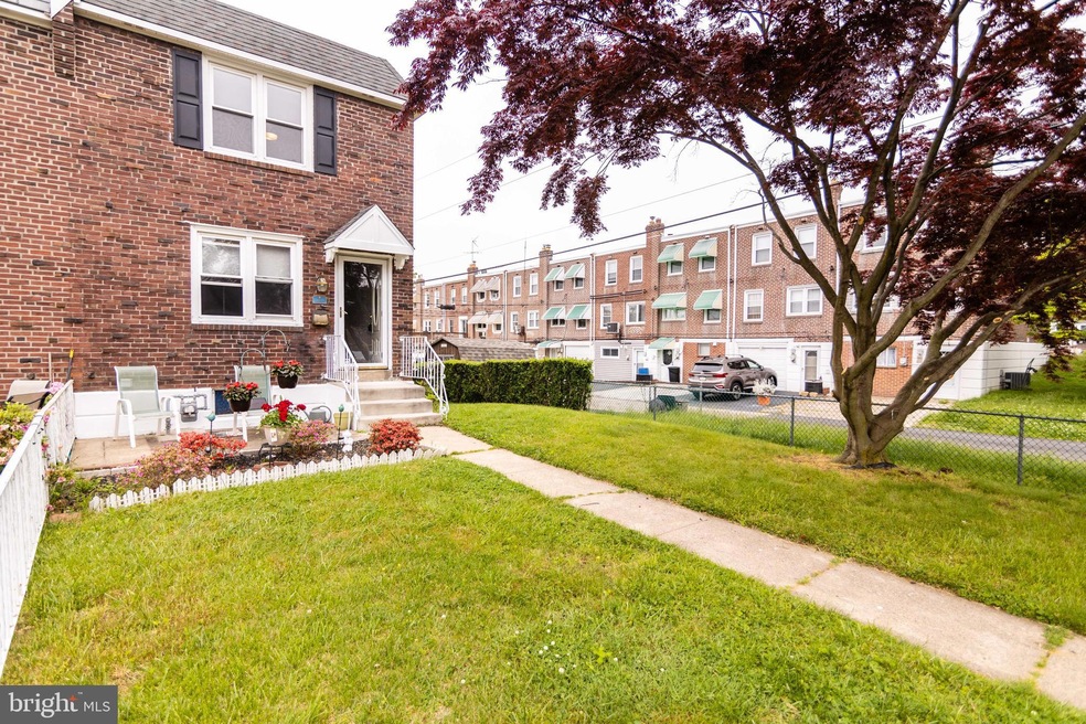 1088 Cedarwood Rd, Glenolden, PA 19036 - photo 1