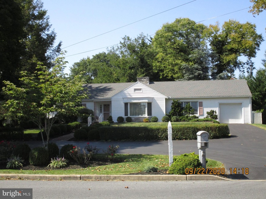 12810 Fountain Head Rd, Hagerstown, MD 21742 - photo 1