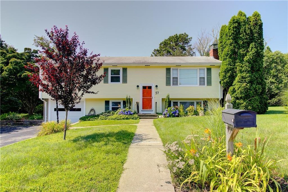 57 Woodland Dr, Portsmouth, RI 02871 - photo 1