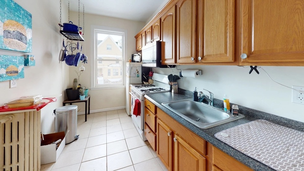 22 Chiswick Rd unit 15, Brighton, MA 02135 - photo 1