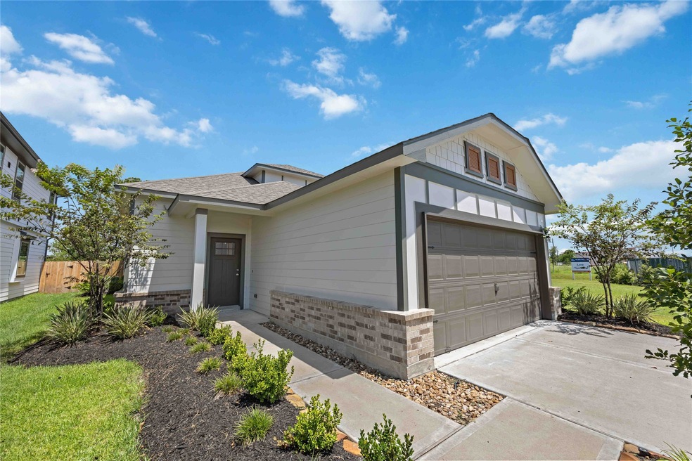 110 Tejas Village Pkwy, Beasley, TX 77417 - photo 1