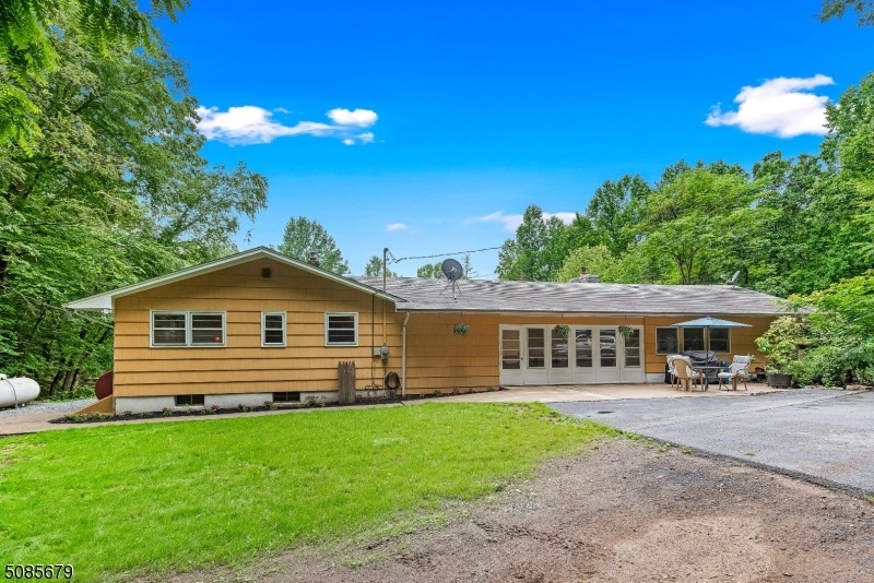 182 Mitchell Rd, Oxford, NJ 07863 - photo 1