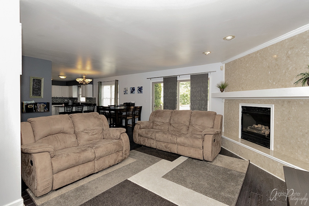 969 Tralee Ct, Gurnee, IL 60031 - photo 1