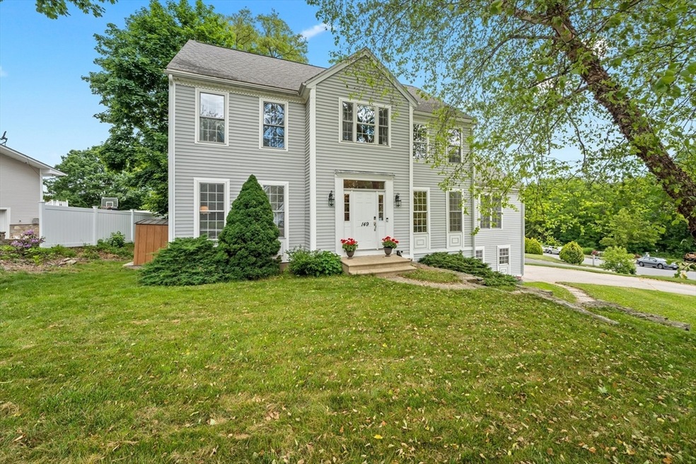 149 Winifred Ave, Worcester, MA 01602 - photo 1