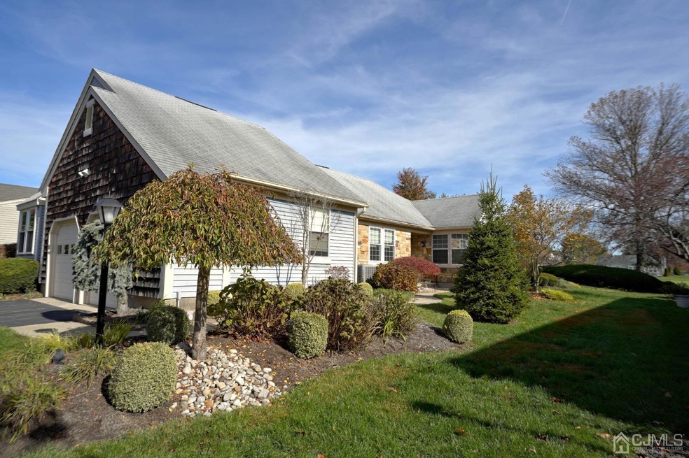 12 Yorkshire Dr, Monroe Township, NJ 08831 - photo 1