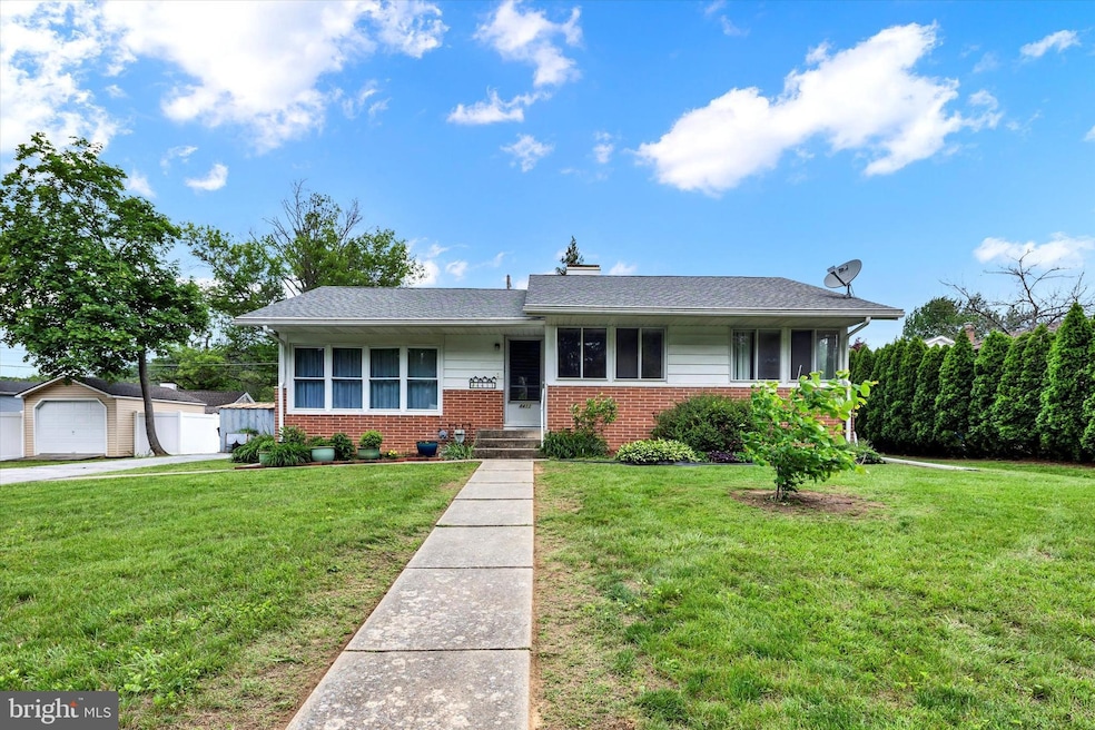 4411 Mays Ave, Reading, PA 19606 - photo 1