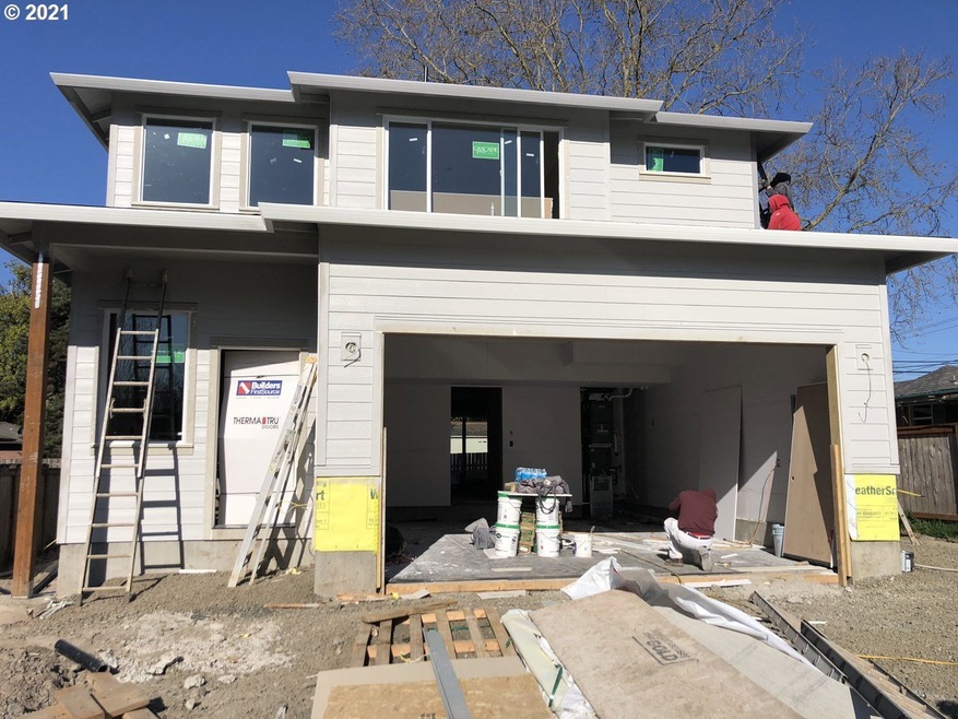 1524 E 2nd St, Newberg, OR 97132 - photo 1