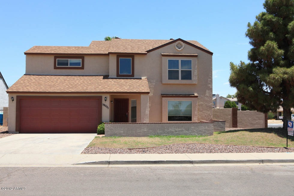 19001 N 13th Place, Phoenix, AZ 85024 - photo 1