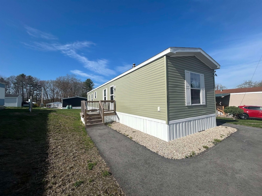 206 Sherwood Glen, Somersworth, NH 03878 - photo 1