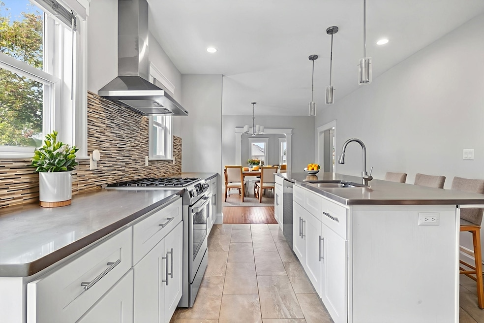 582 High St unit 2, Medford, MA 02155 - photo 1