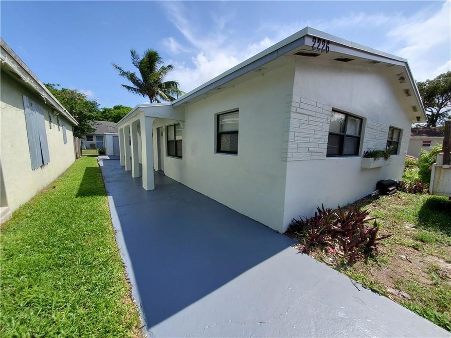 2226 Cody St, Hollywood, FL 33020 - photo 1