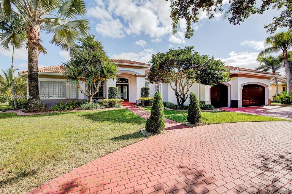 13208 SW 42nd St, Davie, FL 33330 - photo 1