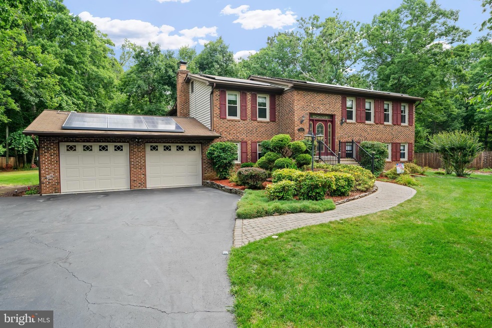 3570 Elsa Ave, Waldorf, MD 20603 - photo 1