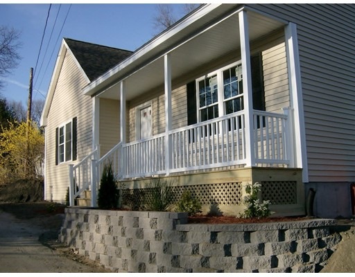 887 W Lowell Ave, Haverhill, MA 01832 - photo 1