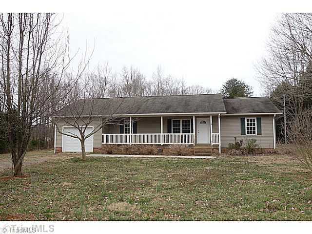 2548 Nc Highway 42 S, Asheboro, NC 27205 - photo 1