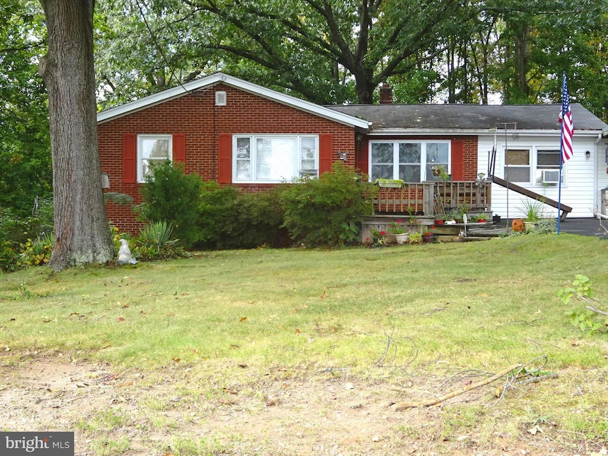 4348 Inn St, Triangle, VA 22172 - photo 1