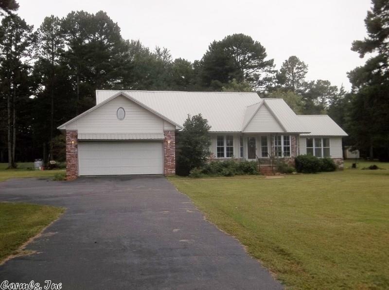 101 Deer Trail located in Panther Creek Estates