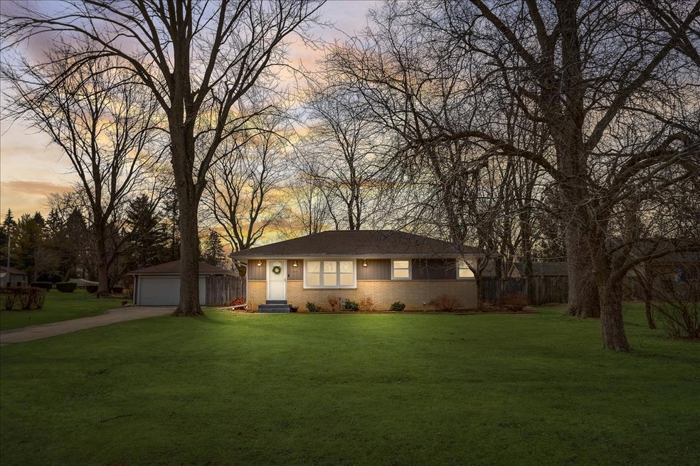 E Fitzsimmons Rd - VT-001