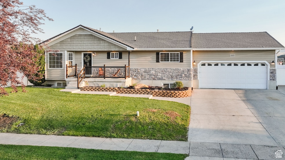637 W 150 N, Hyrum, UT 84319 - photo 1