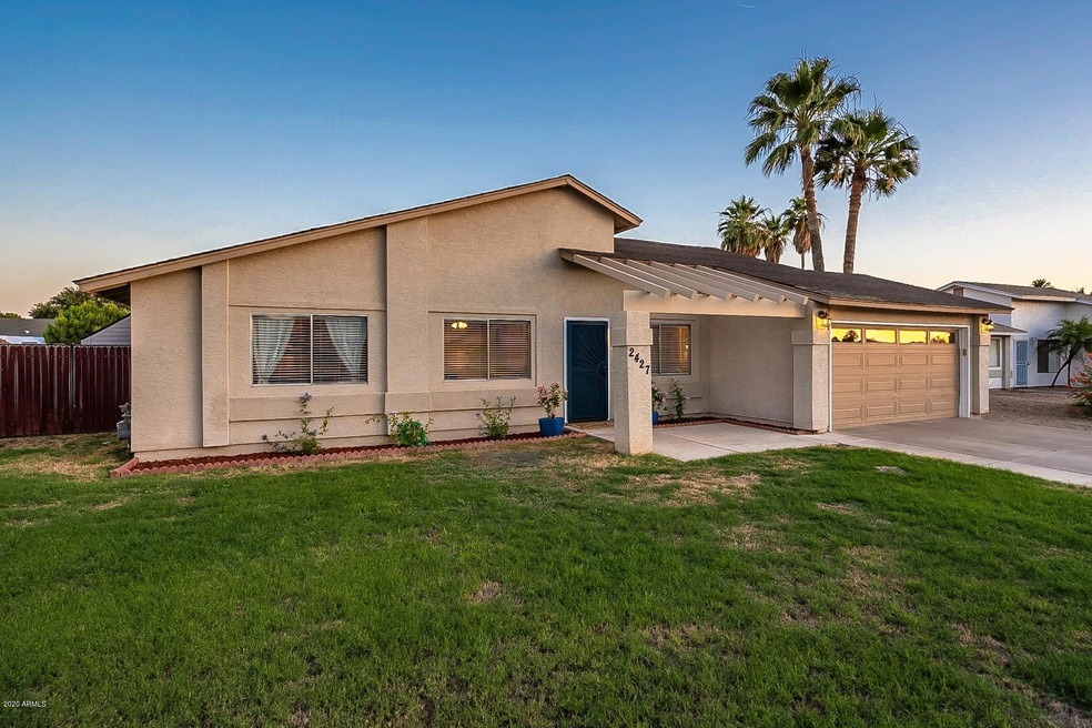 2427 E Dolphin Ave