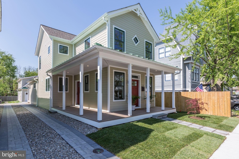 110 Chester Ave, Annapolis, MD 21403 - photo 1