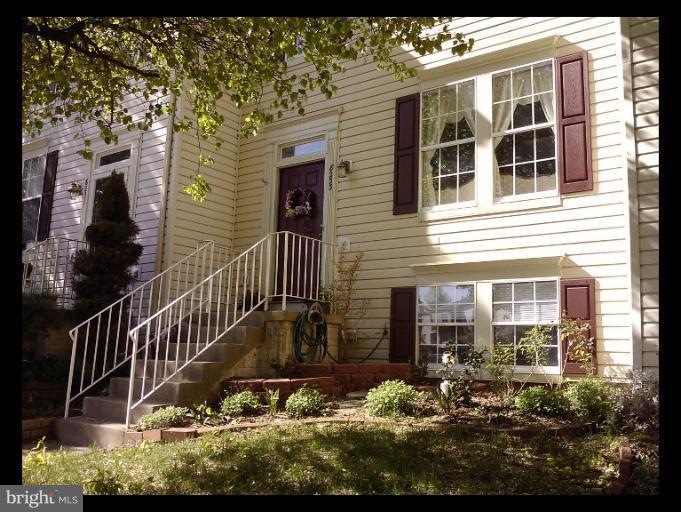 8233 Vermont Place, Manassas, VA 20111 - photo 1