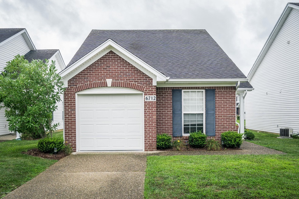 6712 Arbor Creek Dr, Louisville, KY 40228 - photo 1