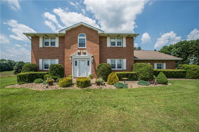 Custom built 3 bedroom colonial on 5.17 level acre