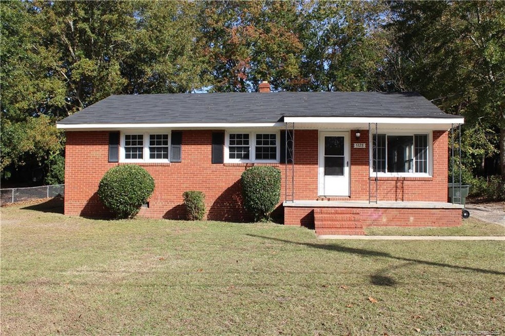 5328 Williamsburgh Dr, Fayetteville, NC 28304 - photo 1