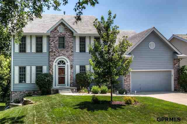 Exceptional 5 bedroom, 4 Bath, 3 Fireplaces