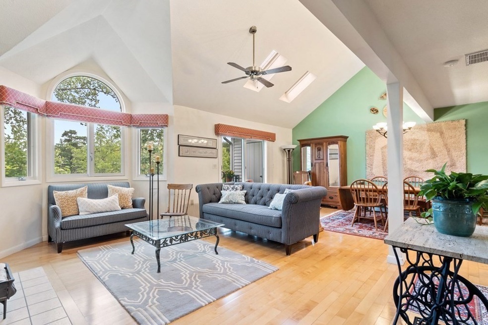 119 Tall Oaks Dr unit E, South Weymouth, MA 02190 - photo 1